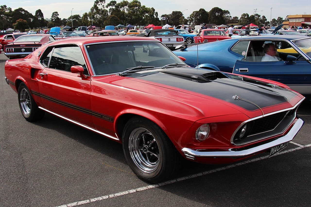 Ford Mustang 2021 — Foto 4 de 4